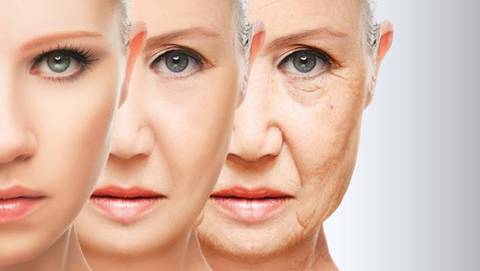 The 5 Things That Older People With Young Skin Have in Common - O U M E R E